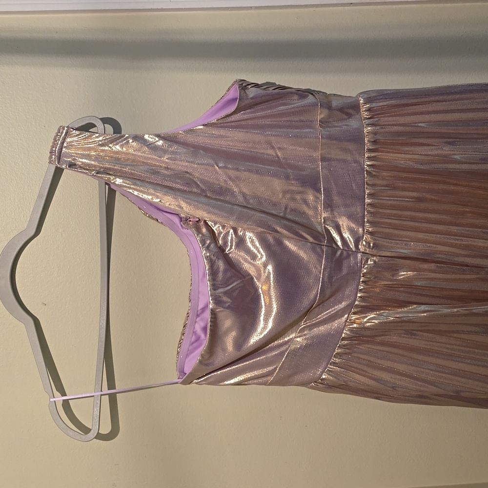 One-Shoulder Metallic Gown - Picture 4 of 4